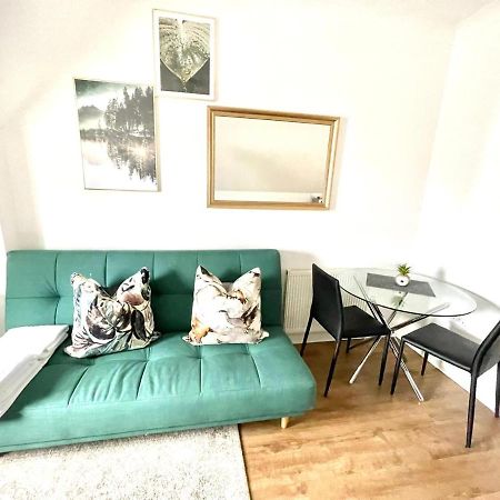 Koala & Tree - 2 Bedroom In City Centre - Short Lets & Serviced Accommodation Cambridge Kültér fotó