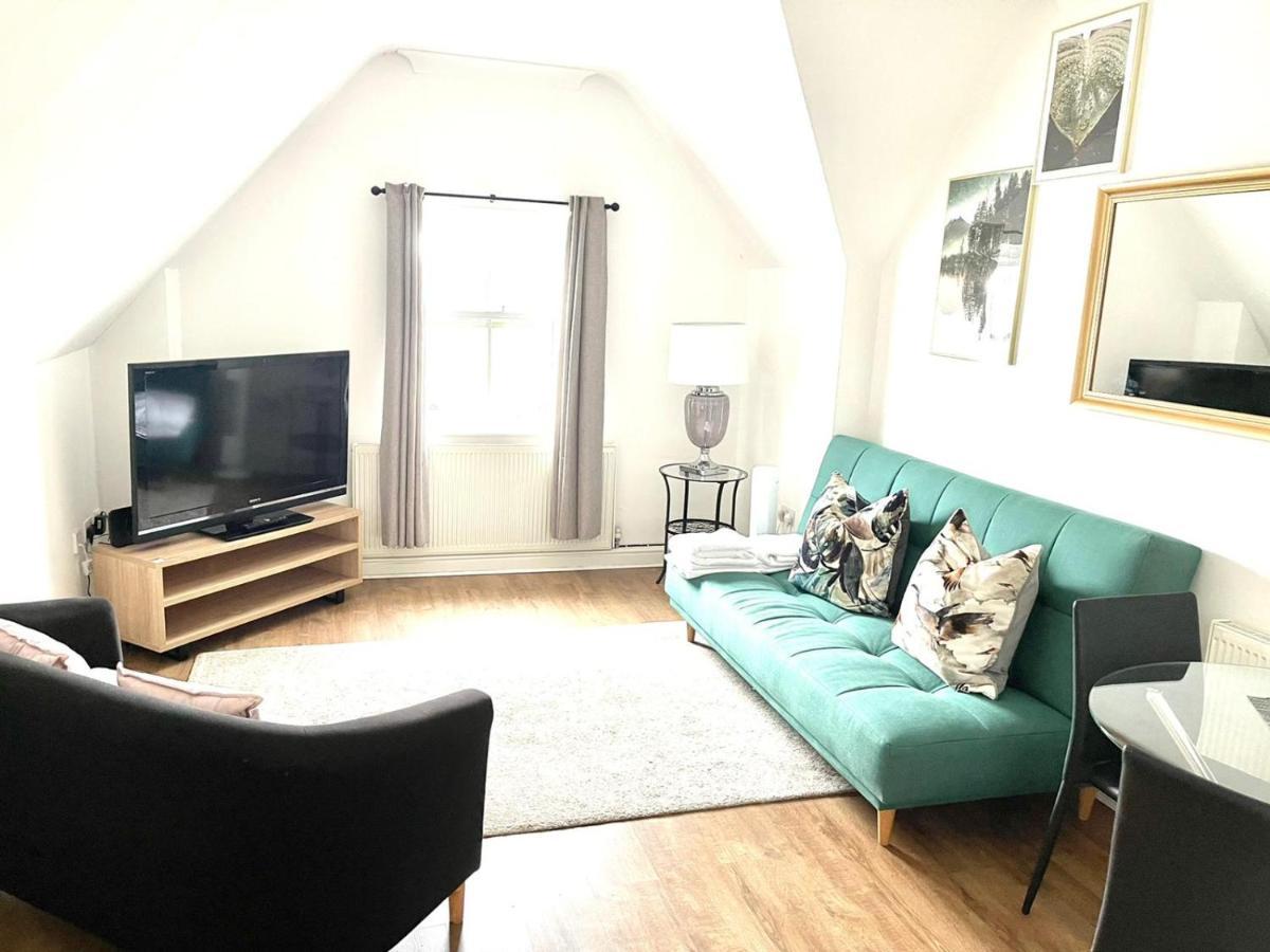 Koala & Tree - 2 Bedroom In City Centre - Short Lets & Serviced Accommodation Cambridge Kültér fotó